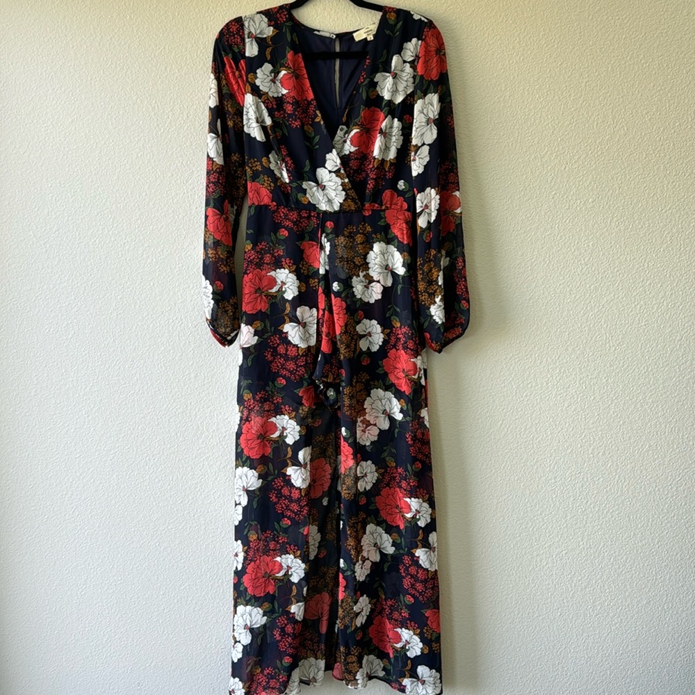 Entro long sleeved Romper Small